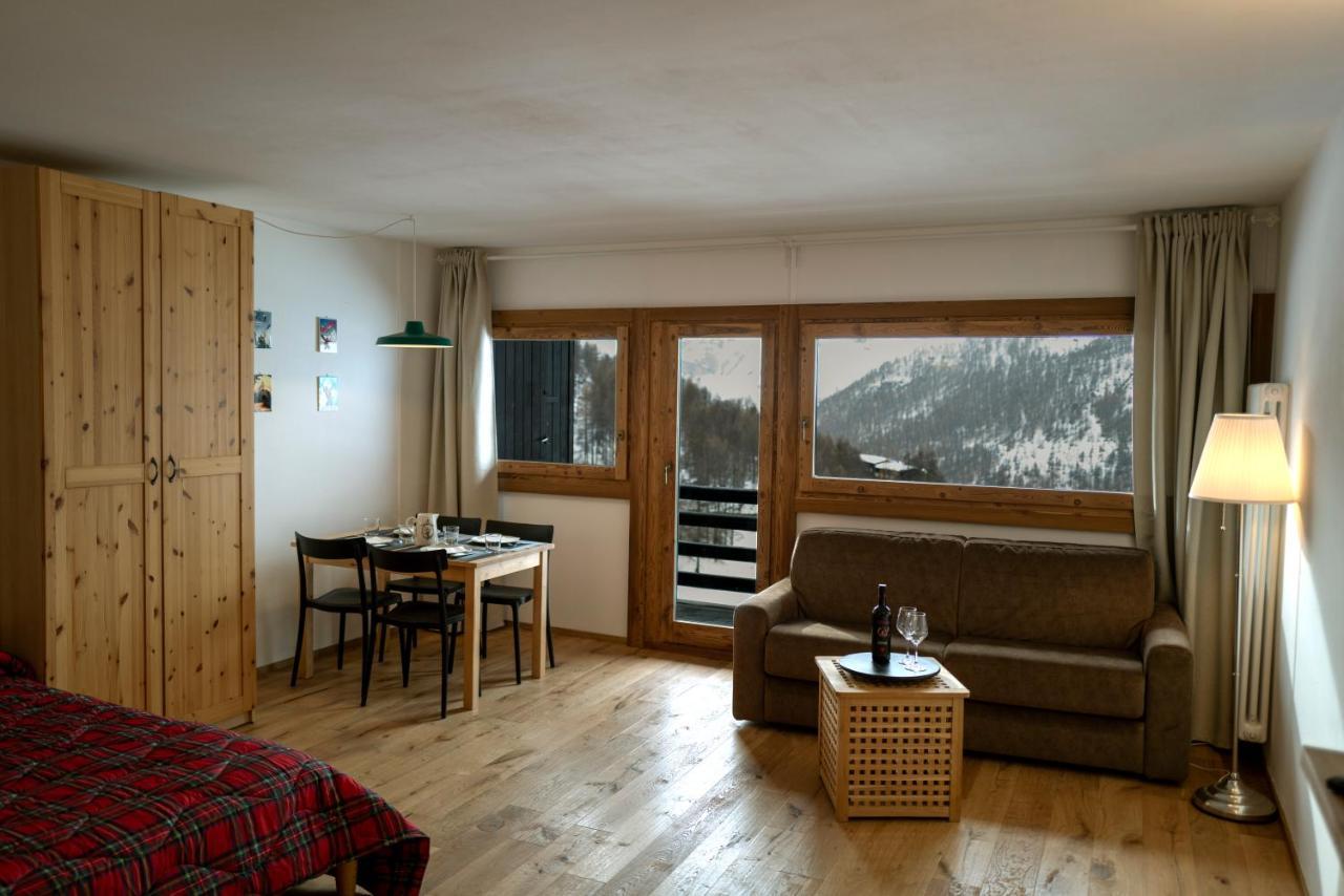 Apartamento White Escapes Valtournenche Exterior foto